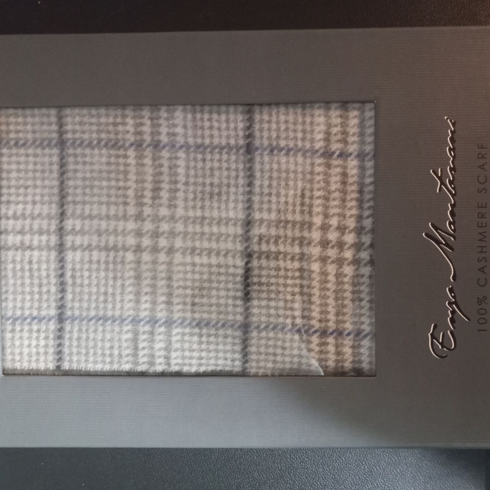 Enzo Montavani Gray 100% Cashmere Scarf